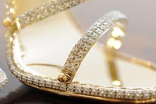 Купить туфли за 158.000 евро